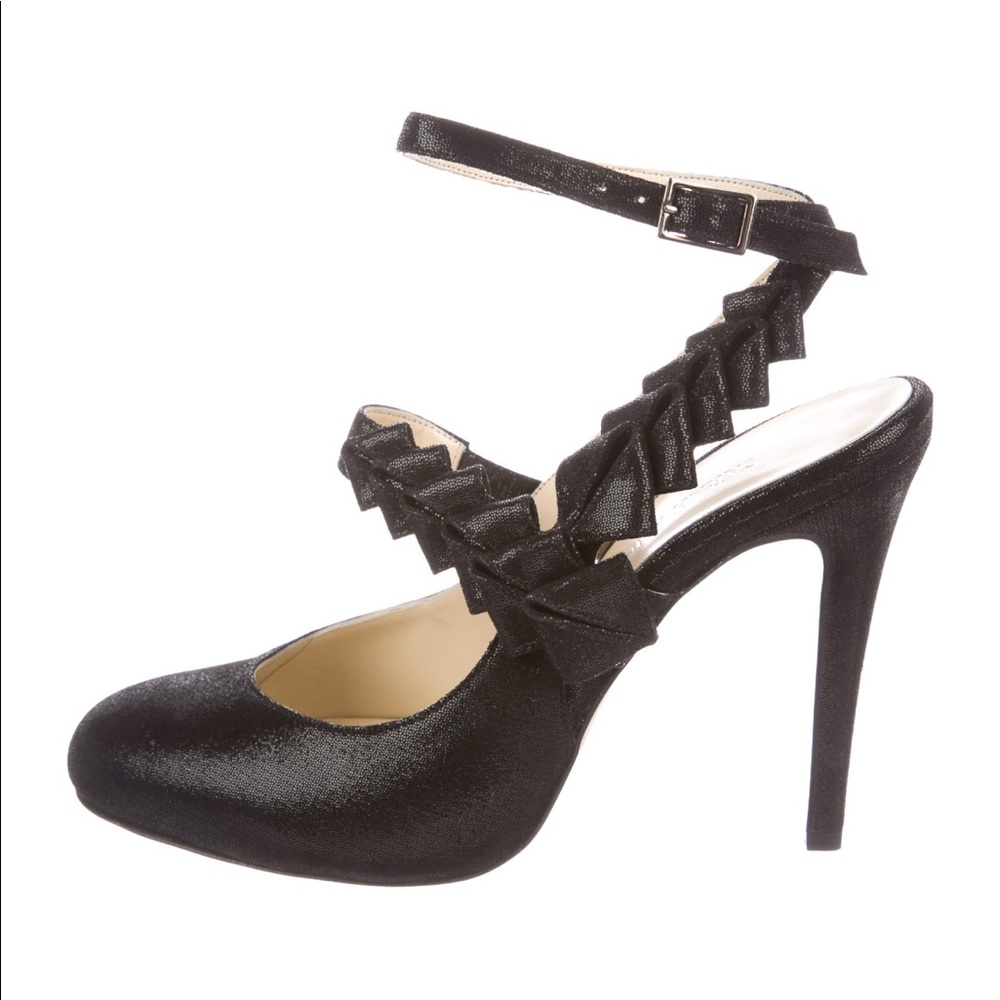 NWB Sarah Flint Black Satin Heels Size 37/7